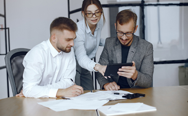 Zagotavljamo vašo finančno varnost in vam  ponujamo edinstveno zavarovanje